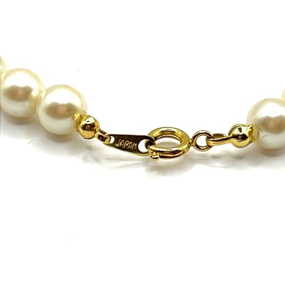 Pearl Necklace with Large Blue-Green
Pendant with Specks Statement Victorian - Picture 9 of 13